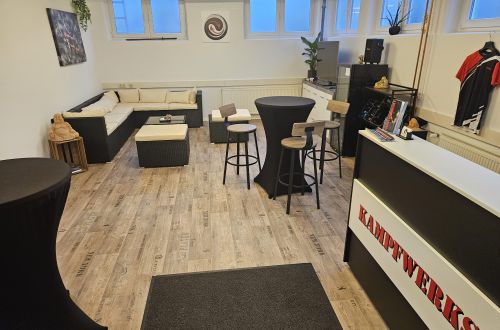 ec52f900 Akademie f&uuml;r Selbstverteidigung & Kickboxen Weinstadt